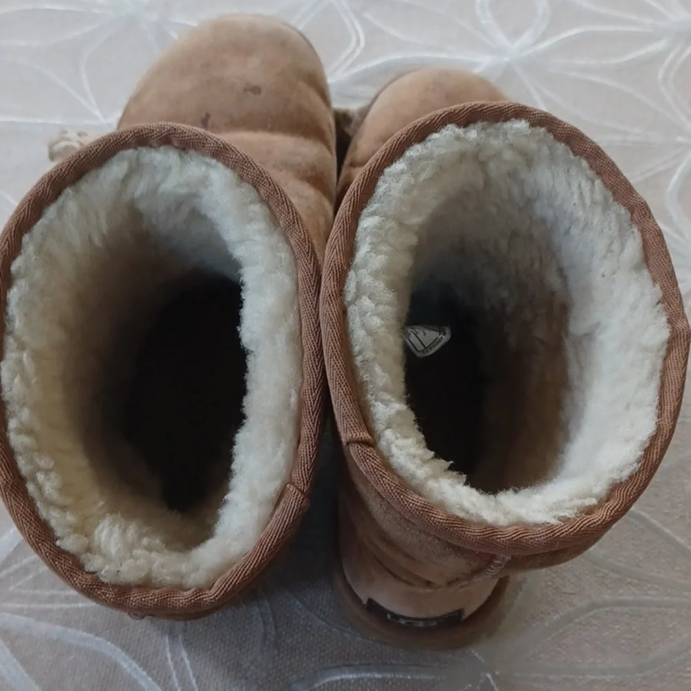 UGG Classic Short Boots!